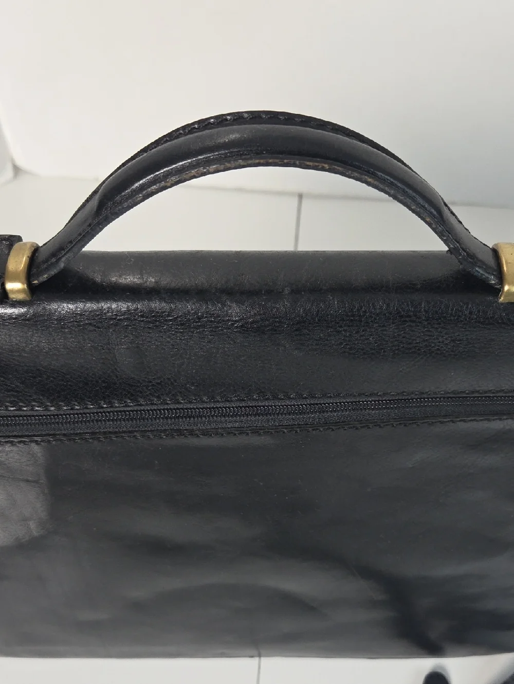 Tumi Full Grain Leather Briefcase Bag in Black With Gold Accent Turnlock
